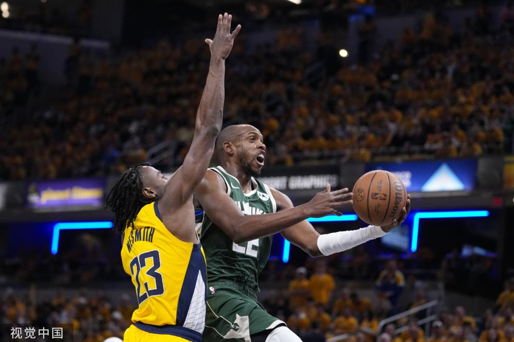 等年轻选手 等年轻选手