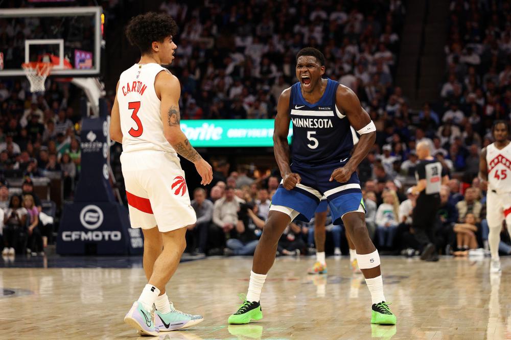 据广州龙狮 据广州龙狮