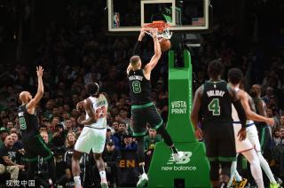 这使得他从 这使得他从